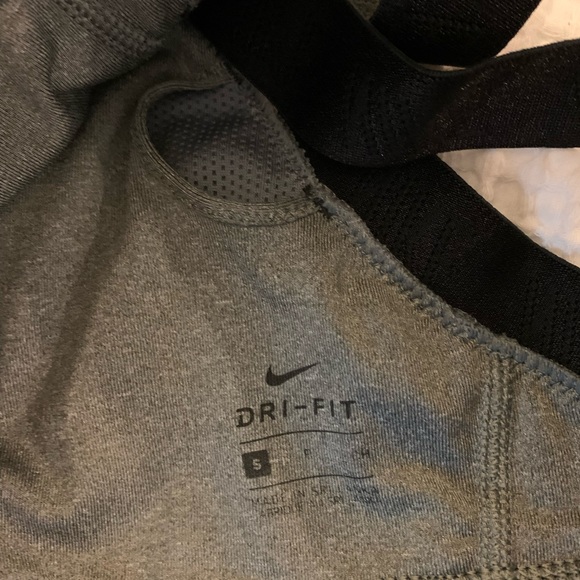 Nike Grey Sports Bra Small - Picture 3 of 3